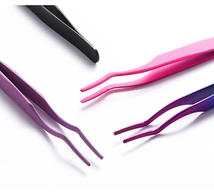 Detailed view of four curved tweezers in black, purple, pink and blue-purple gradient
