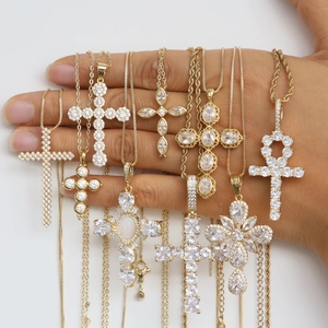 Fashion 18K Gold Plated Brass Zirconia Cross Pendant Necklace For Women Religious Iced Out Hip Hop Ankh Life Symbol Jewelry Retro Party Gifts