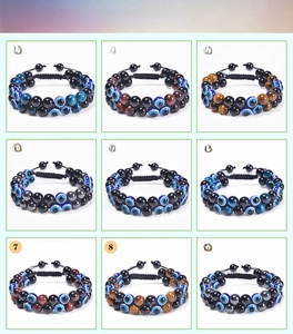 Dettaglio di nove opzioni colore per bracciali a doppio strato in pietra naturale evil eye