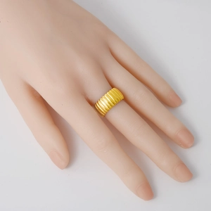 Minimalist wide ribbed geometric 18k gold plated stainless steel ring for women