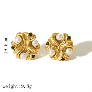 Boucles d'oreilles vintage en acier inoxydable doré 18 carats avec perles et gemmes