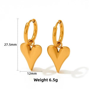 Detailed size view of gold heart drop earrings with 27.5mm height and 6.5g weight