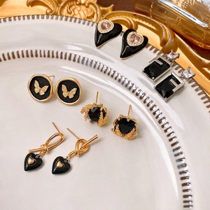 Vintage Black Heart Flower Butterfly Earrings With Silver Earring Post Alloy Enamel Elegant Jewelry For Women