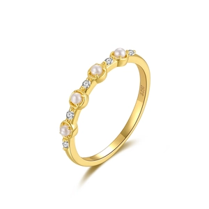 Elegant S925 sterling silver gold ring with pearls and pavé cubic zirconia accents