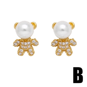 18k gold plated bear earrings with white pearls and sparkling zircon accents