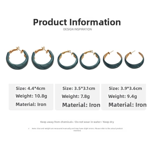 Three-piece set of wide gold hoops with dark green marble oil drip finish for women