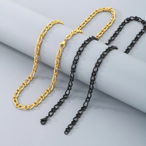 Sleek stainless steel hip-hop twist chains in gold and black with lobster clasps