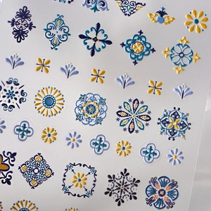 3D ανάγλυφα αυτοκόλλητα νυχιών με μποέμ mandala σχέδια σε κίτρινο και μπλε