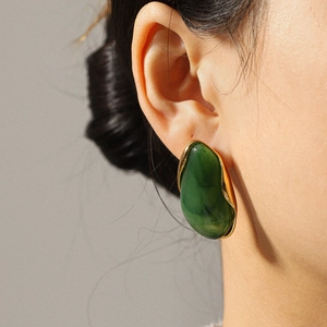 Maillard style resin earrings with green oval stone and 18k gold plated stainless steel