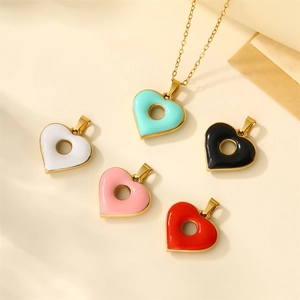 Collier Pendentif Coeur en Alliage de Mode Femmes Émail Creux Double Face Forme de Coeur Chaîne en Or Bijoux Cadeau