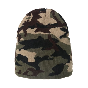 Winter woodland camo knit beanie cap with warm thermal fabric for outdoor activities