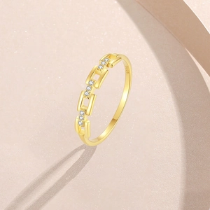 Elegant 925 sterling silver chain ring in gold finish with sparkling white zircon stones