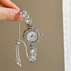 Damen Armbanduhr Strass Blumenform Gehäuse Legierung Quarz Armband Verstellbar Elegant Schmuck Geschenk