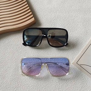 Classic men's square polarized sunglasses for driving in black and transparent frames