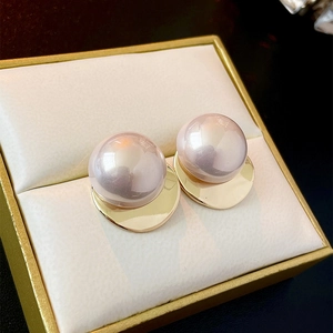 Elegant Round Faux Artificial Pearl Stud Earrings For Women With Copper Base And 925 Sterling Silver Earring Post Retro Style