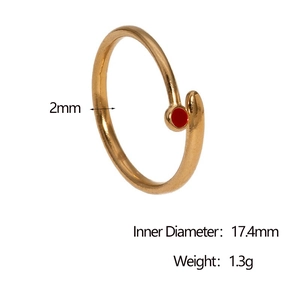Detailed size specifications of the 18k gold-plated ring showing 17.4mm inner diameter