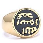 Detail eines Vintage-Punk-Siegelrings mit schwarzem Emaille und goldenen Symbolen