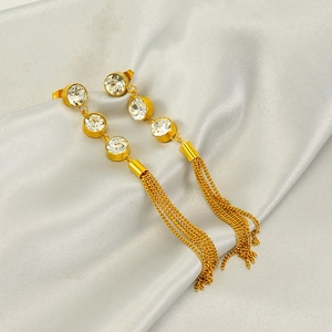 Boucles d'oreilles pendantes à longs glands dorés avec cristaux de zircon ronds