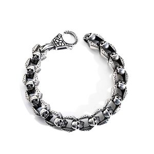 Retro stainless steel skull bracelet with gothic link chain for men in vintage silver