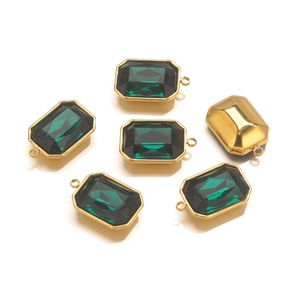 Emerald cut green crystal pendant with gold plating for elegant necklace making