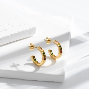 Luxurious C-shaped titanium steel gold earrings inlaid with colorful gemstones