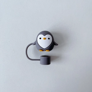 Adorable couvre paille pingouin en silicone avec bouchon anti-poussière, accessoire tasse.