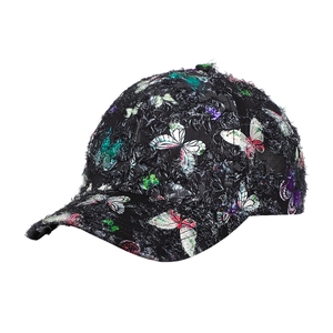 Berretto da baseball nero con stampe di farfalle colorate e trama pelosa unica