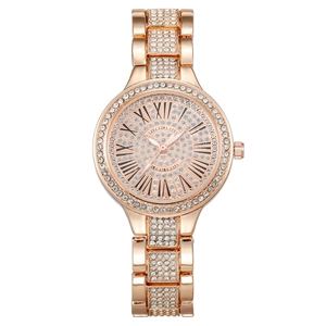 Montre de luxe femme en or rose avec cristaux scintillants et cadran à chiffres romains
