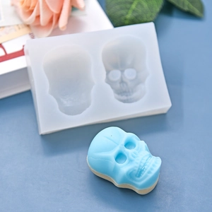 Skull shape silicone mold for DIY cake baking and resin crafts with realistic 3D details