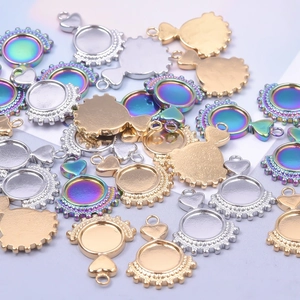 Mix of gold and silver heart-shaped stainless steel charms for jewelry making DIY