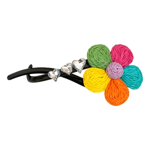 Pince à cheveux fleur tissée colorée avec strass en cœur sur épingle en acrylique