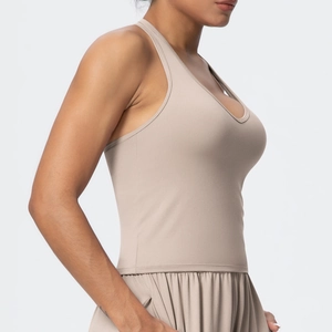 Detailed side view of the brushed fast-dry V-neck sports bra with racerback design
