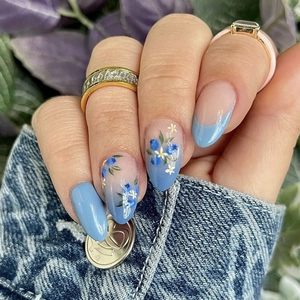 French Blue Press On Nails Gradient Floral Pattern Glossy Almond Shape Artificial Fake Nails For Women