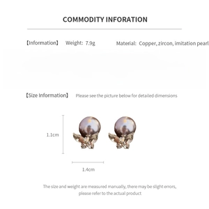 Dimensions détaillées des boucles d'oreilles papillon dorées avec zircon et perles