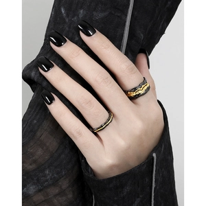 Unisex S925 silver ring set with irregular lava texture in black and gold plated finish