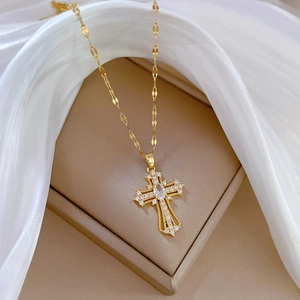 Luxurious gold-plated titanium cross pendant necklace with sparkling zircon leaf chain