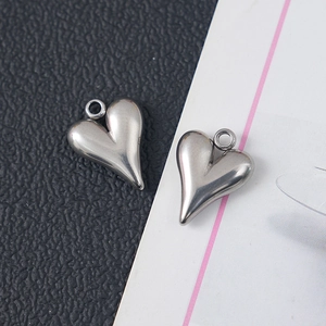 Polished heart-shaped stainless steel pendants with top hanging rings for DIY jewelry