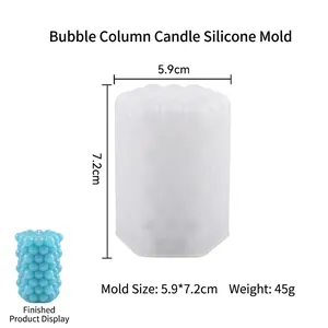 Moule silicone cylindrique à bulles de 5,9x7,2cm avec exemple de bougie bleue