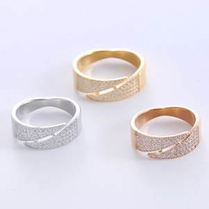 Adjustable CNC pavé crystal rings in silver, gold and rose gold finishes for women