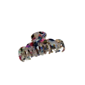 Cloud-shaped colorful acetate hair claw clip with wavy edges and French lettering