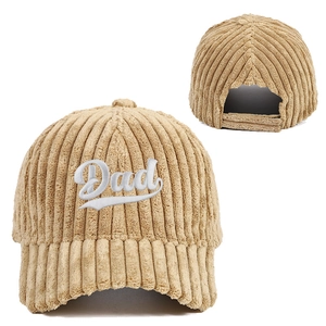 Vues détaillées avant et arrière d'une casquette en velours côtelé kaki avec broderie Dad blanche