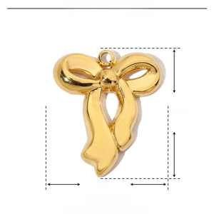 Detailed size chart of gold stainless steel bow pendant measuring 18mm by 15mm