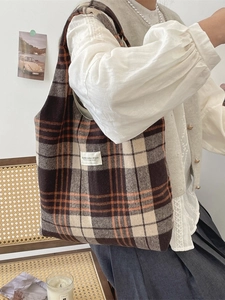 Borsa a spalla in lana a quadretti retrò con grande capacità e stile accademico vintage