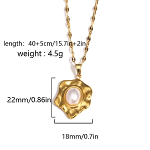Detail of 18K gold stainless steel flower shell pendant with pearl and size measurements
