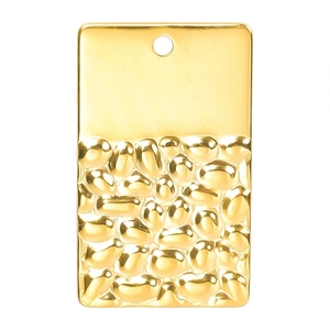 Pendentif rectangulaire en acier inoxydable plaqué or 18k avec texture martelée unique
