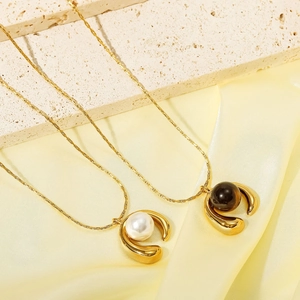 French vintage geometric stainless steel gold necklace with natural stone and pearl detail