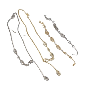 Conjunto de joyas minimalista de estilo francés con collares de eslabones ovalados huecos