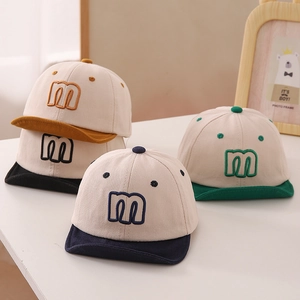 Minimalist cotton baby baseball cap with M letter embroidery and soft brim in four colors