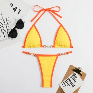 Ensemble bikini sexy côtelé jaune et orange avec perles et détails de chaînes