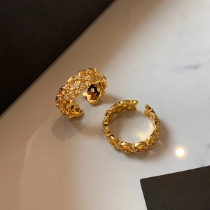 Gold-plated crisscross open ring with zircon pavé and woven texture for women